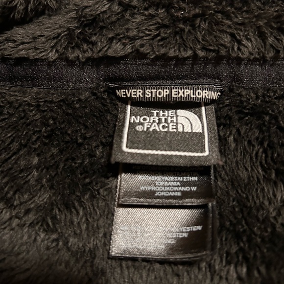 The North Face Woman’s Osito Fleece Vest size XL ( NWT) - Picture 5 of 7